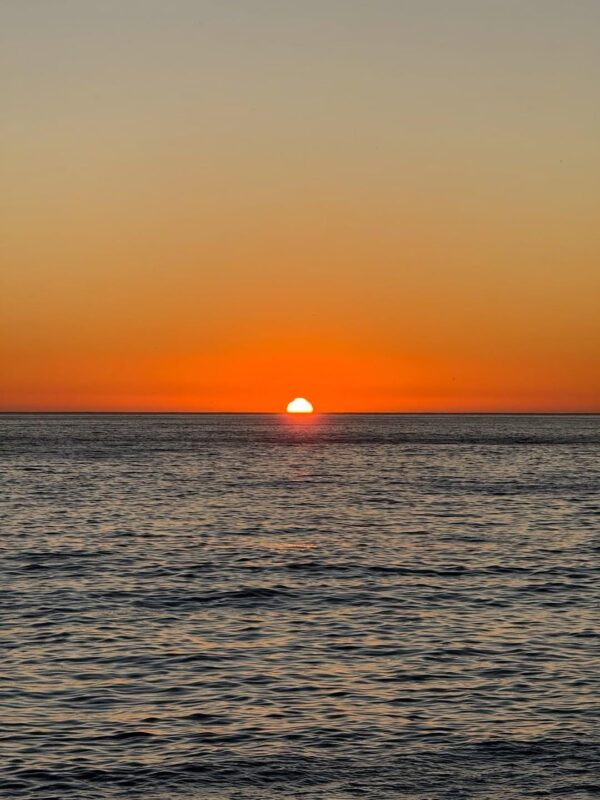 🌊 Skylovers VELERO Experience: Tabarca & Cata Vip 🌴 - Imagen 4